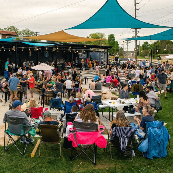 Taproom & Beer Garden - Tie & Timber Beer Co.